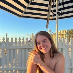 Meet your Posher, Ashlee